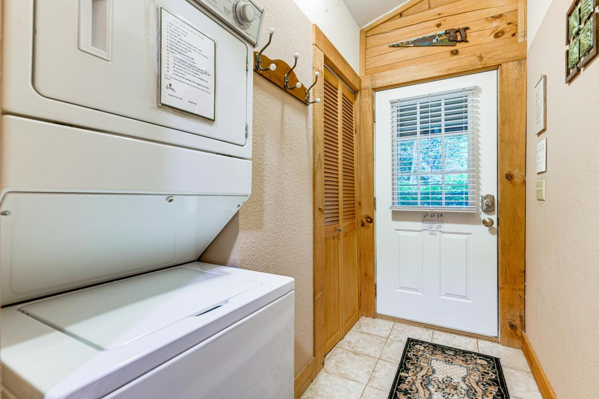 Serene Maggie Valley Retreat With Deck And Hot Tub! Εξωτερικό φωτογραφία